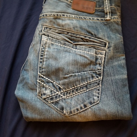 Buckle jeans - Picture 2 of 5